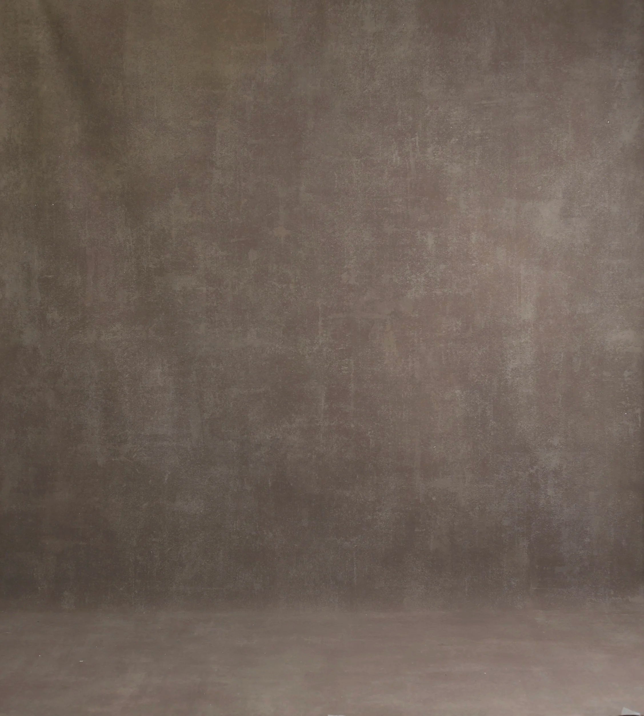 BROWN DISTRESSED WALL