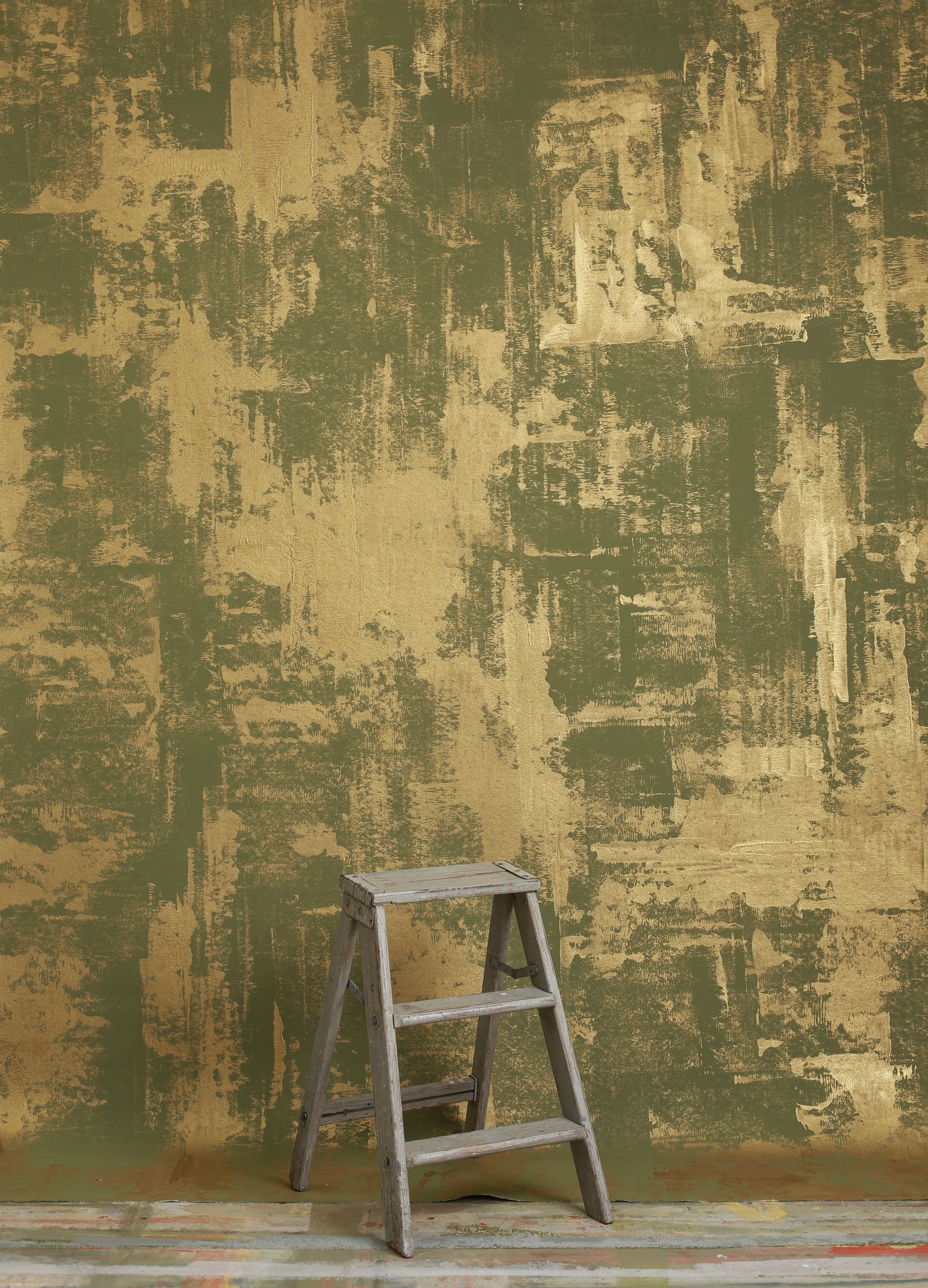 MOSS AND GOLD